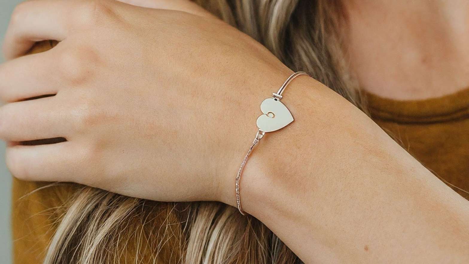Shop Personalized Heart Bracelets Meaningful Jewelry