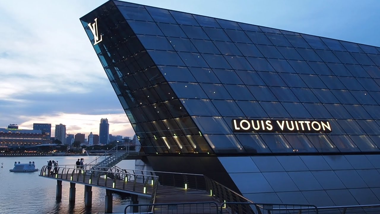 Louis Vuitton Singapore: An Iconic Presence in the Fashion Capital